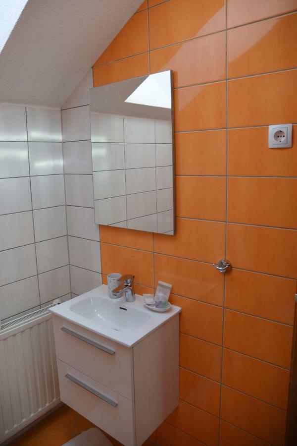 Apartman Ливно Экстерьер фото